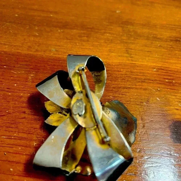 Vintage Brown Enameled Floral Brooch - Original by Robert - Picture 2 of 3